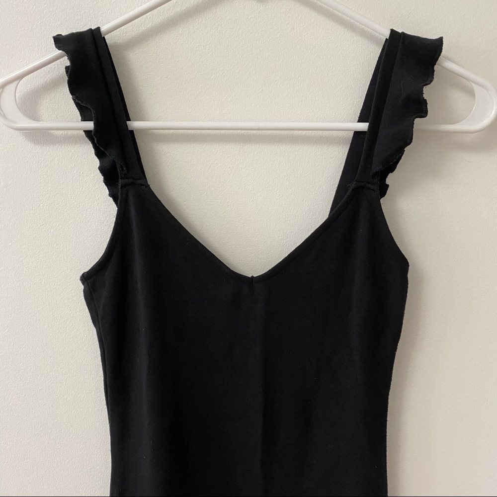 FOREVER 21 BLACK BODYCON RUFFLE STRAP DRESS - Picture 4 of 7